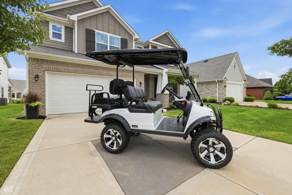 $505,000 | 2373 Somerset Circle, Franklin, IN 46131