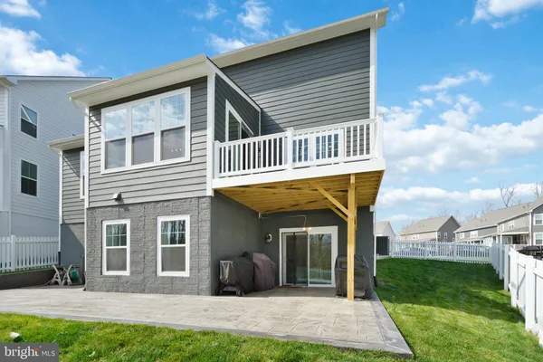 $995,000 | 18150 Marsh Pne Road, Dumfries, VA 22026