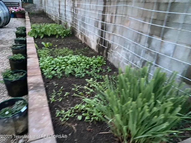 $1,999,990 | 79 Auburn Forest Road, Afton, WY 83110