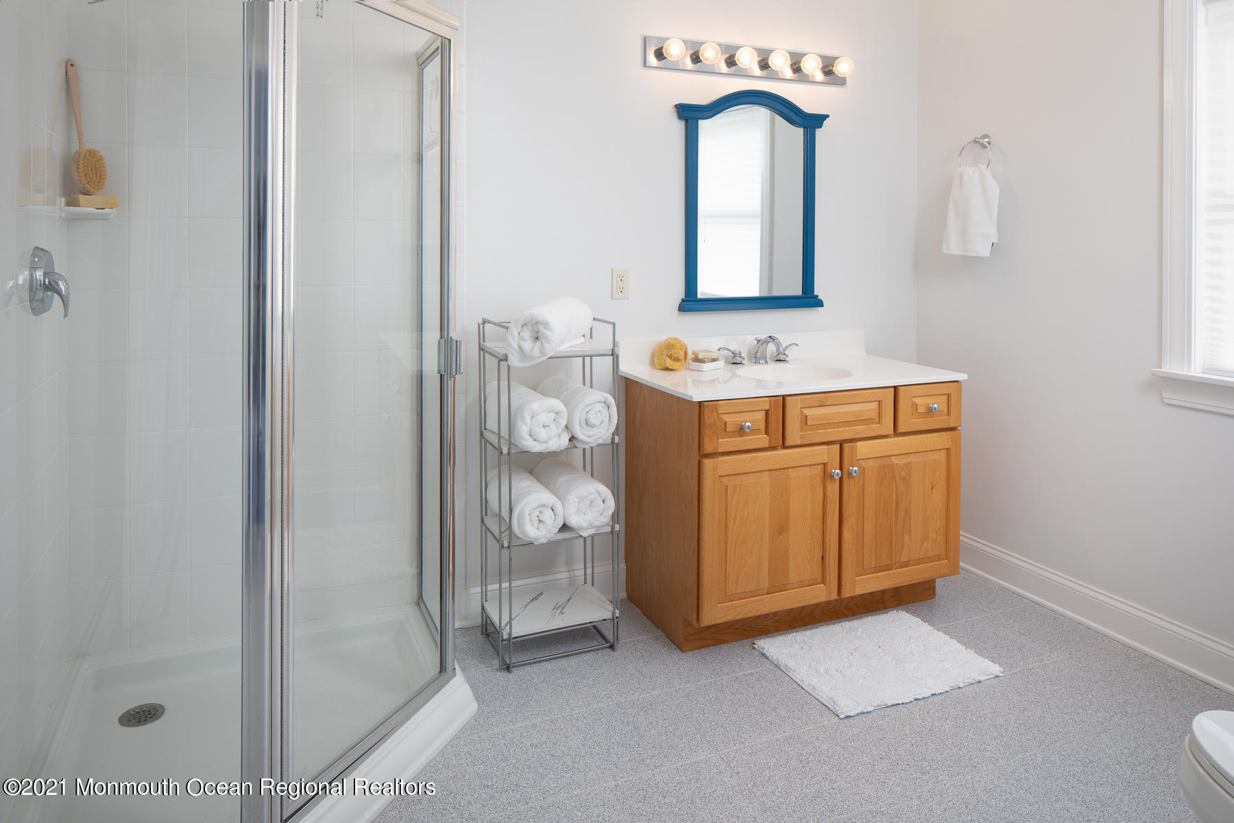 304 Cutter Lane Mantoloking, NJ 08738 - Photo 33 of 54 a utility room with dryer and washer