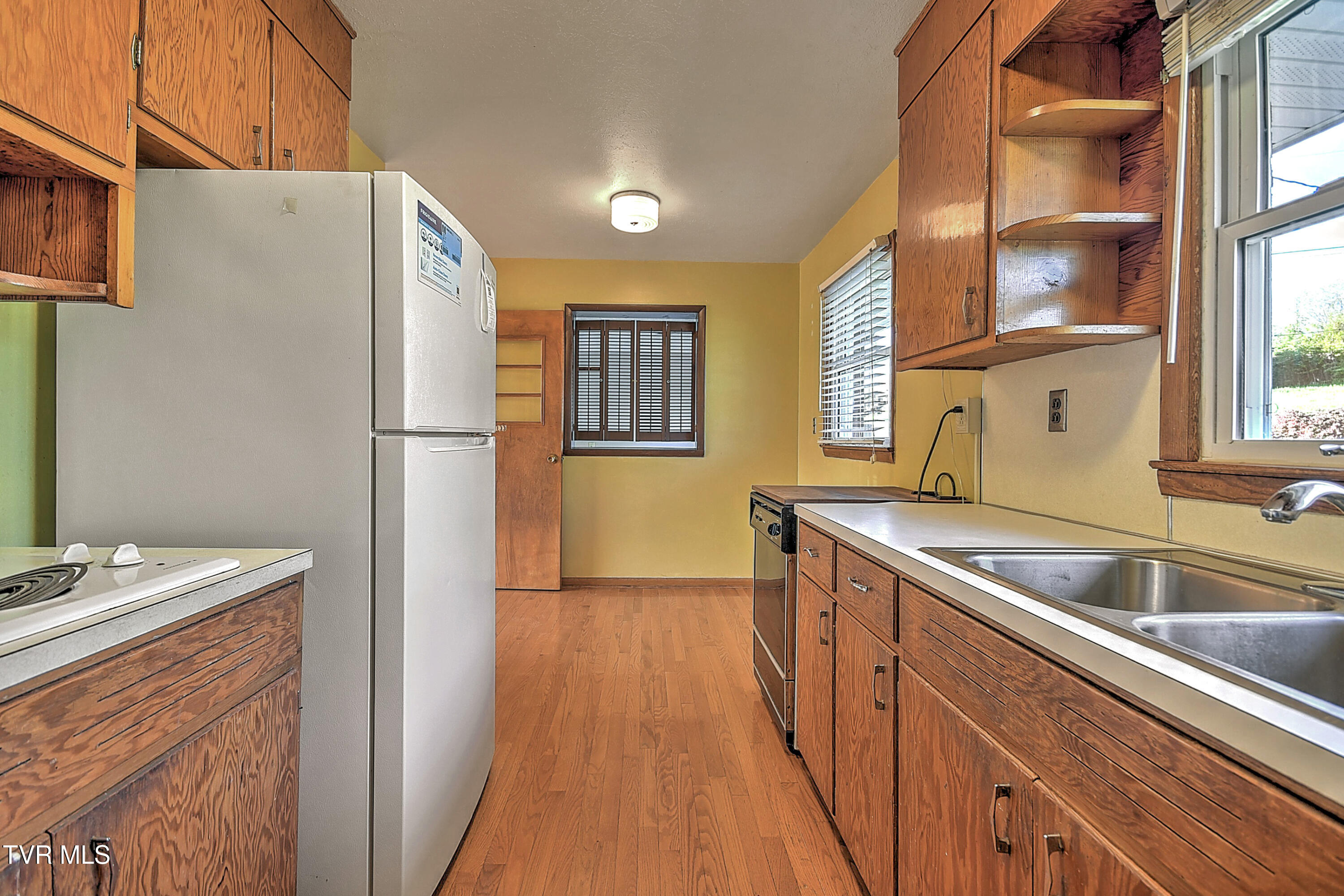 133 Fairfax Road Kingsport, TN 37660 - Photo 15 of 41 133 Fairfax JT-16