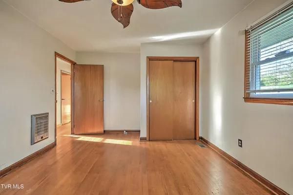 $215,000 | 133 Fairfax Road, Kingsport, TN 37660