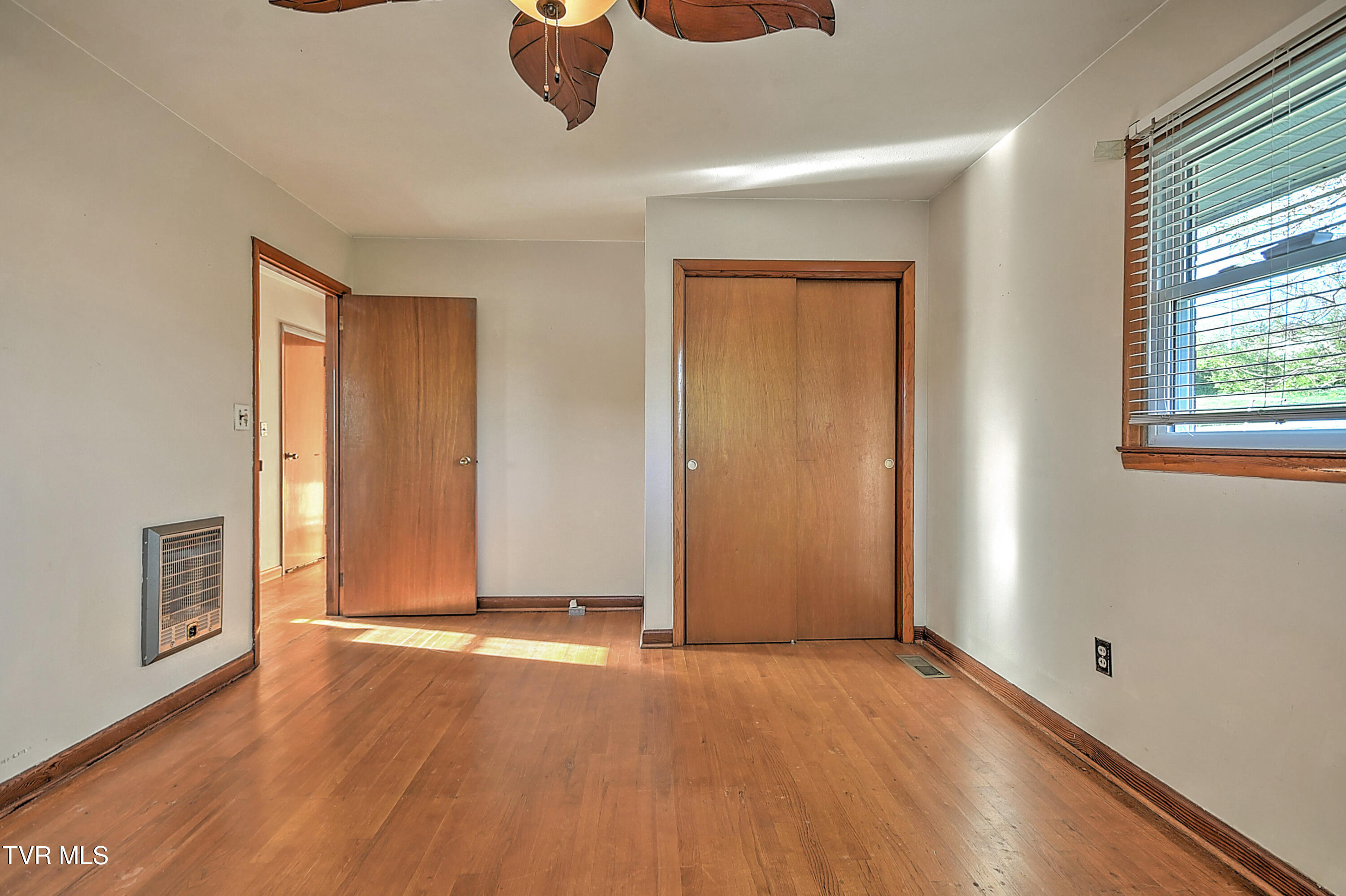 133 Fairfax Road Kingsport, TN 37660 - Photo 20 of 41 133 Fairfax JT-21