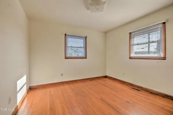 $215,000 | 133 Fairfax Road, Kingsport, TN 37660