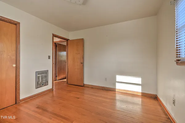 $215,000 | 133 Fairfax Road, Kingsport, TN 37660