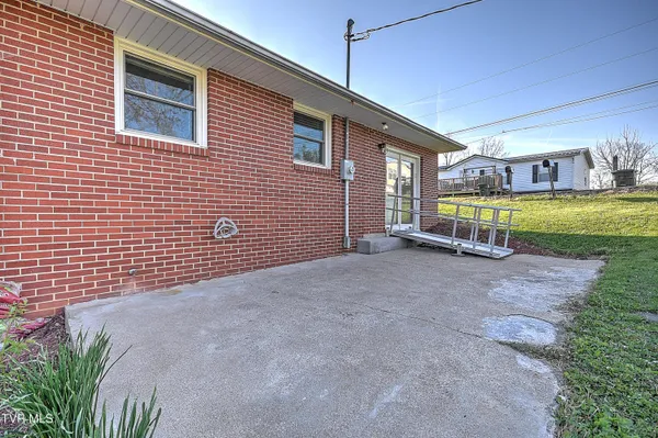 $215,000 | 133 Fairfax Road, Kingsport, TN 37660