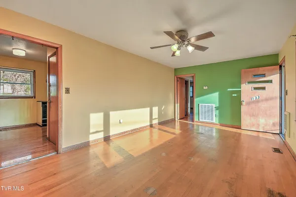 $215,000 | 133 Fairfax Road, Kingsport, TN 37660