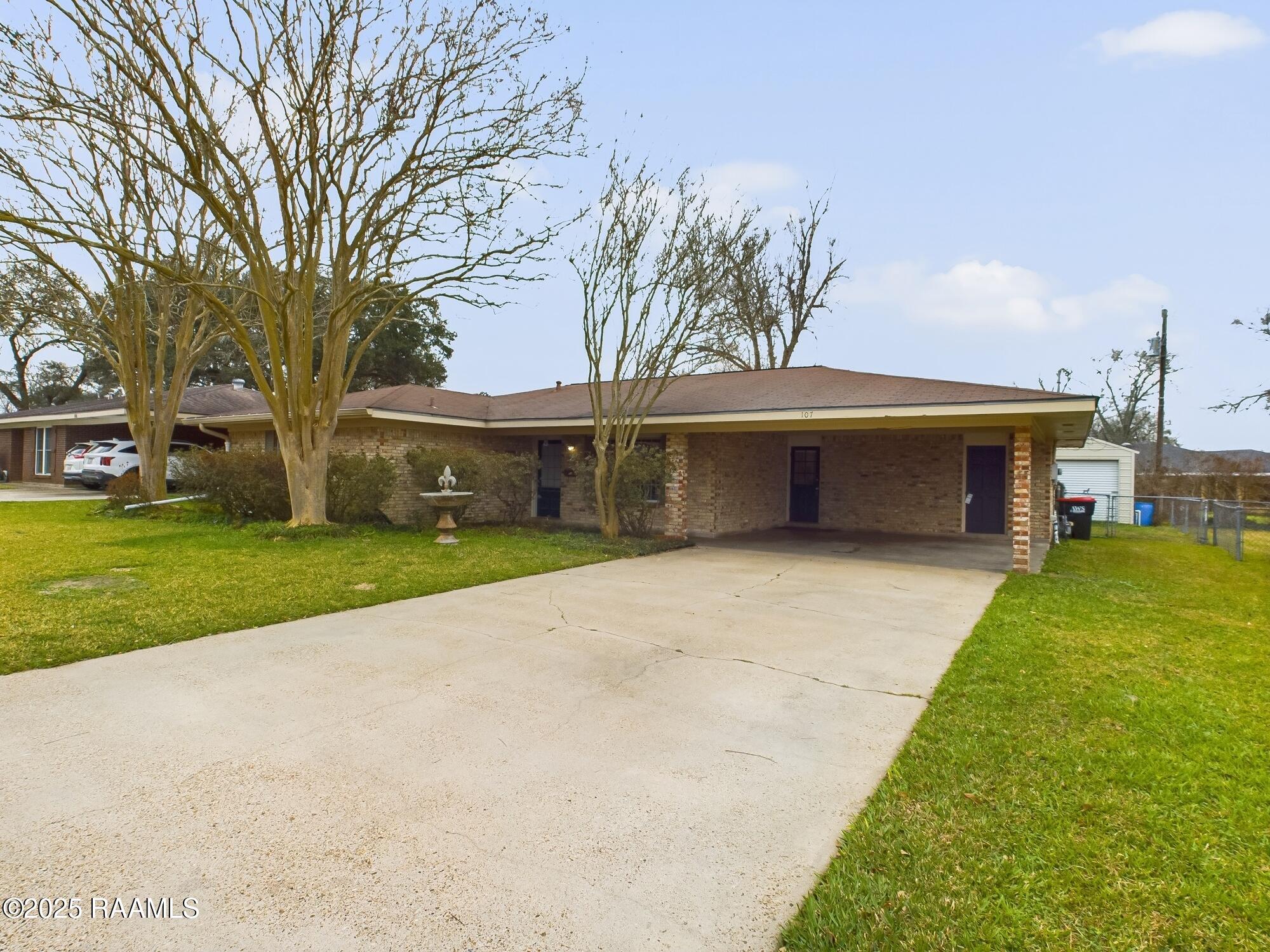 107 Brigante Place Lafayette, LA 70508 - Photo 2 of 25 CAM04252G0-PR0058-STILL001