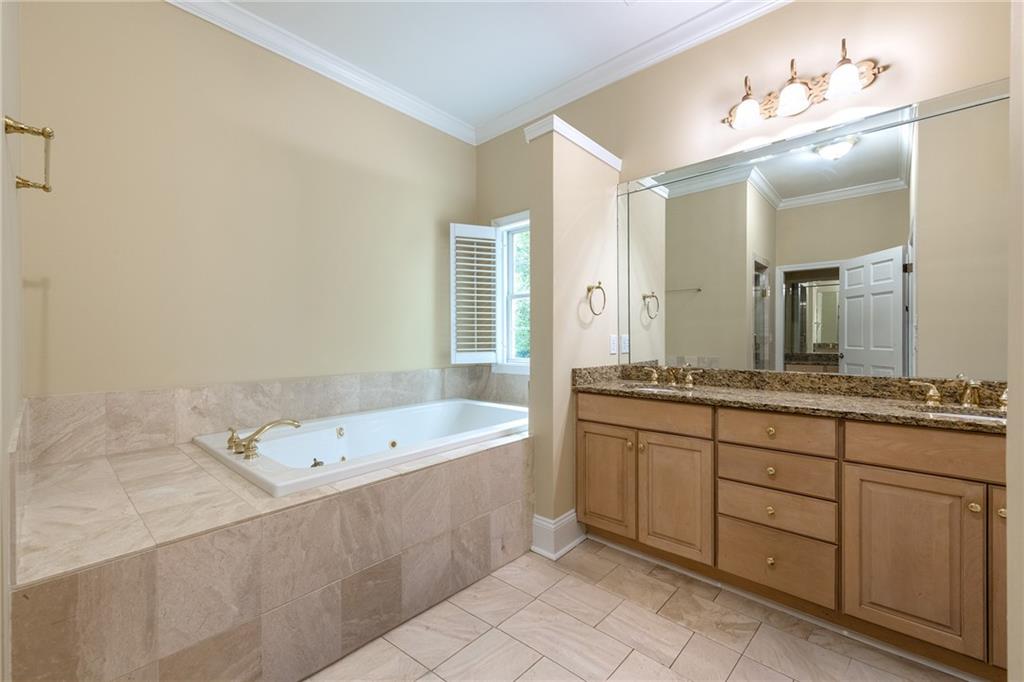 680 West Paces Ferry Road Northwest Atlanta, GA 30327 - Photo 27 of 48 Gallery Image 27