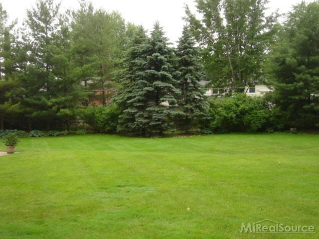 65 Lothrop Road Grosse Pointe Farms, MI 48236 - Photo 22 of 22