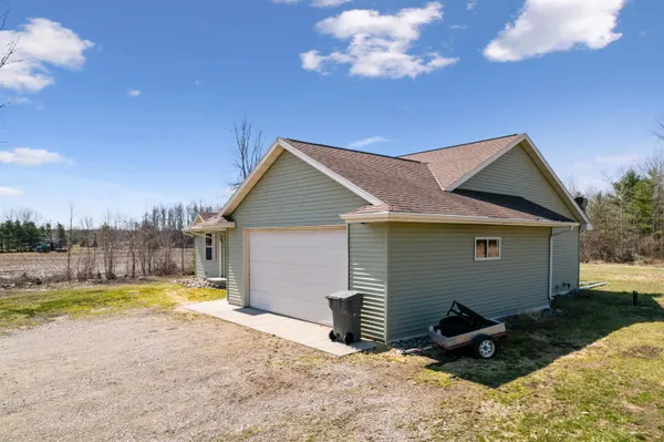 $399,900 | N4407 West Townline Road, Peshtigo, WI 54157