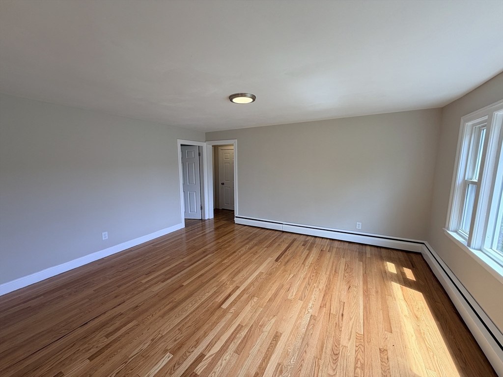103 Brook Street Clinton, MA 01510 - Photo 4 of 18