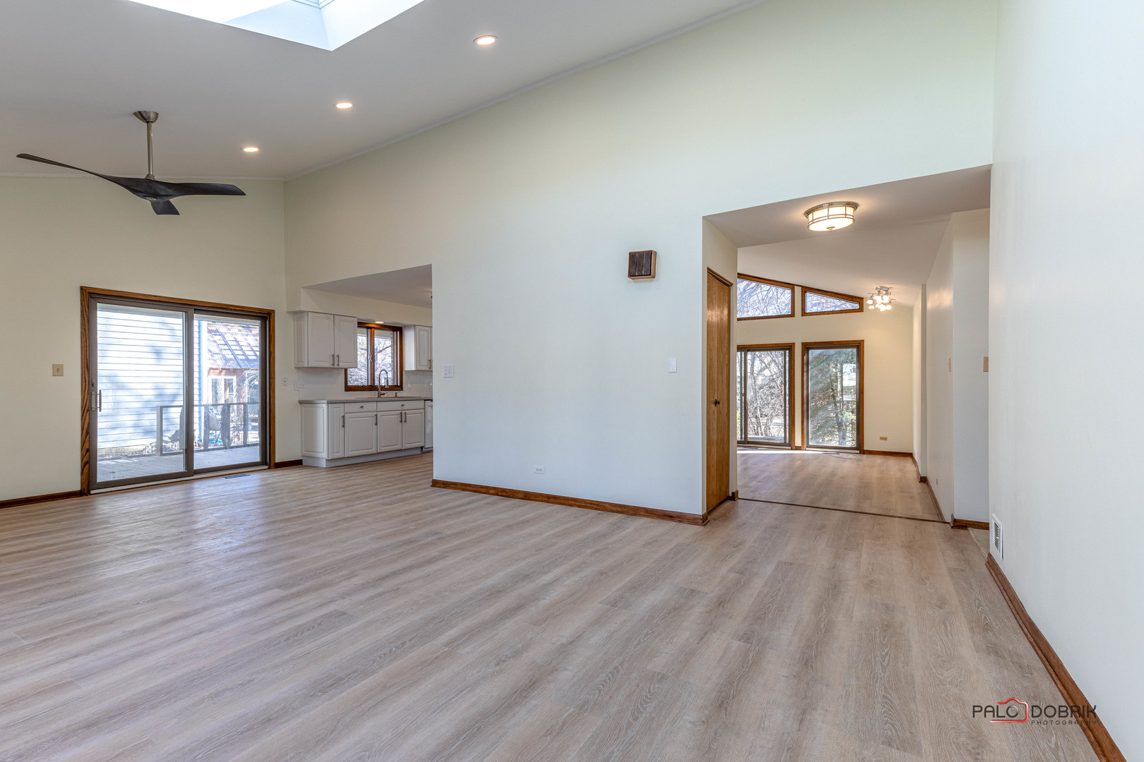 2450 Chas Drive Rolling Meadows, IL 60008 - Photo 5 of 34