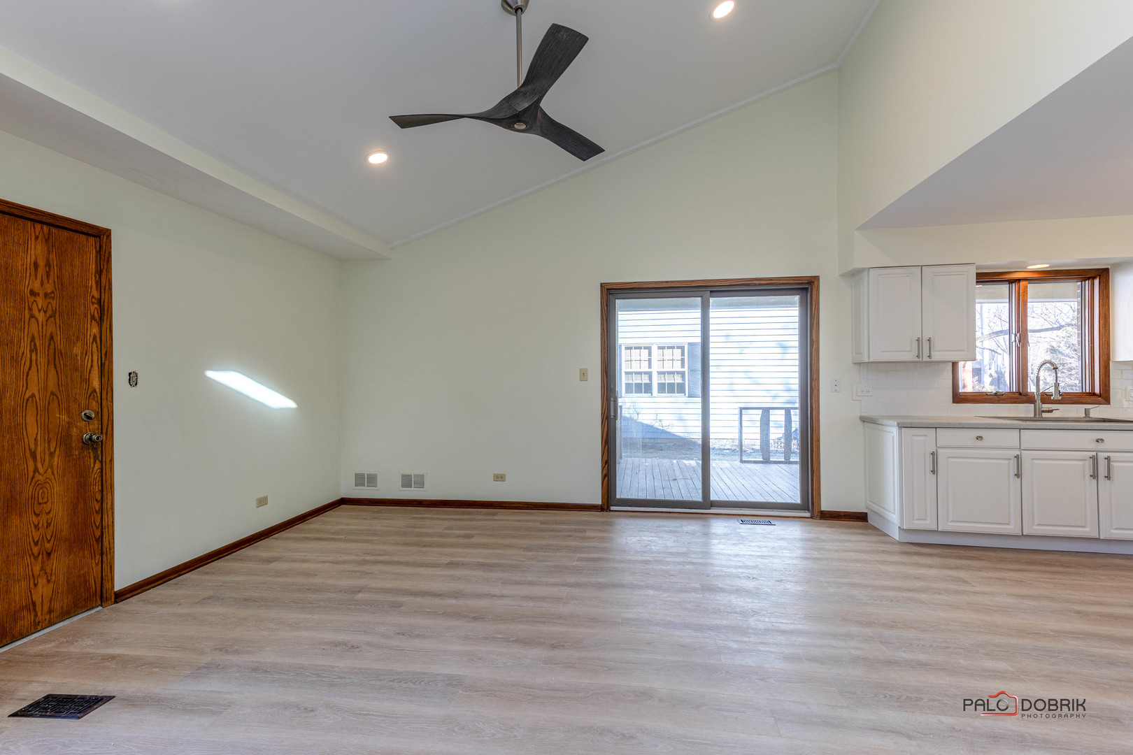 2450 Chas Drive Rolling Meadows, IL 60008 - Photo 7 of 34