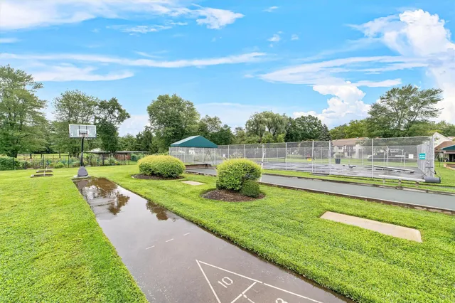 $339,000 | 156 Carriage Court, Unit G, Yorktown Heights, NY 10598