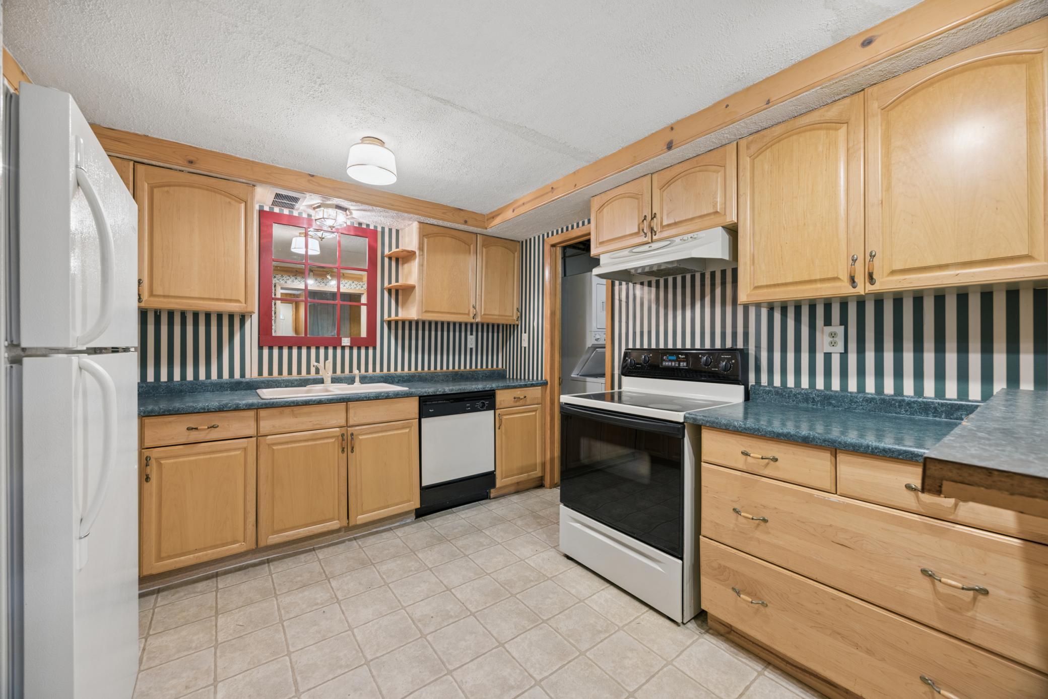 290 Rice Creek Boulevard Northeast Fridley, MN 55432 - Photo 18 of 26