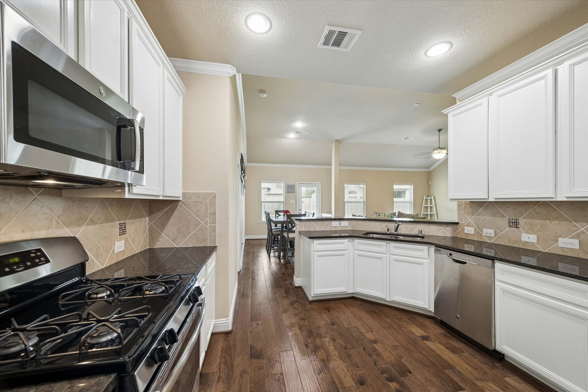 3805 Enchanted Timbers Lane Spring, TX 77386 - Photo 13 of 37