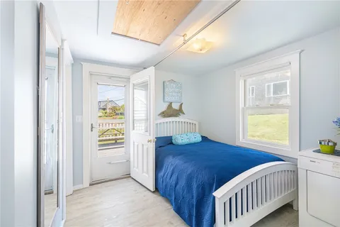 $1,200,000 | 11 Woodruff Street, Narragansett, RI 02882