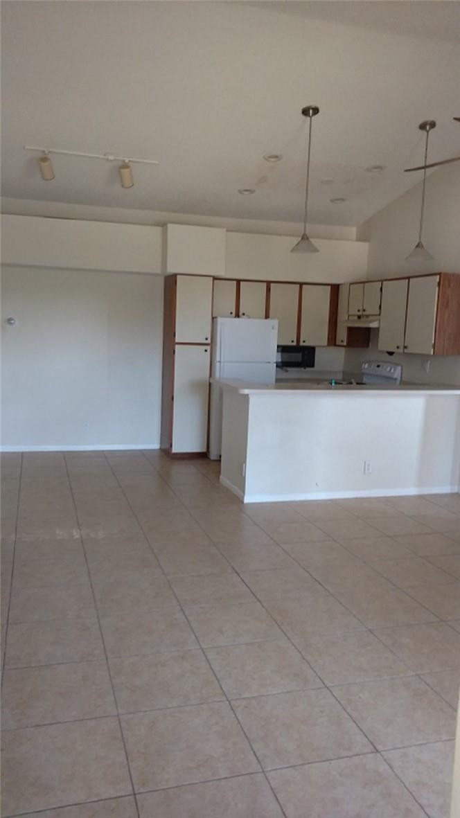 751 South Lyons Road, Unit 18202 Pompano Beach, FL 33063 - Photo 4 of 9 Photo 4