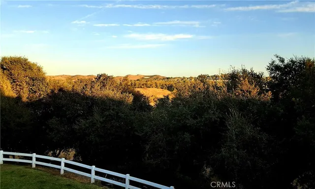 a view of a yard from balcony