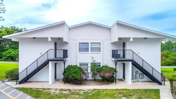 $115,000 | 1550 11th Street Northeast, Unit H1, Winter Haven, FL 33881