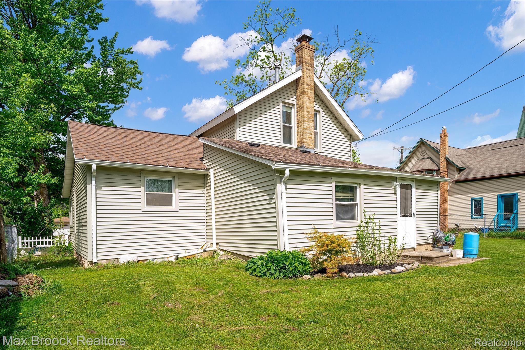 262 North Milford Road Highland, MI 48357 - Photo 27 of 32 Back of house