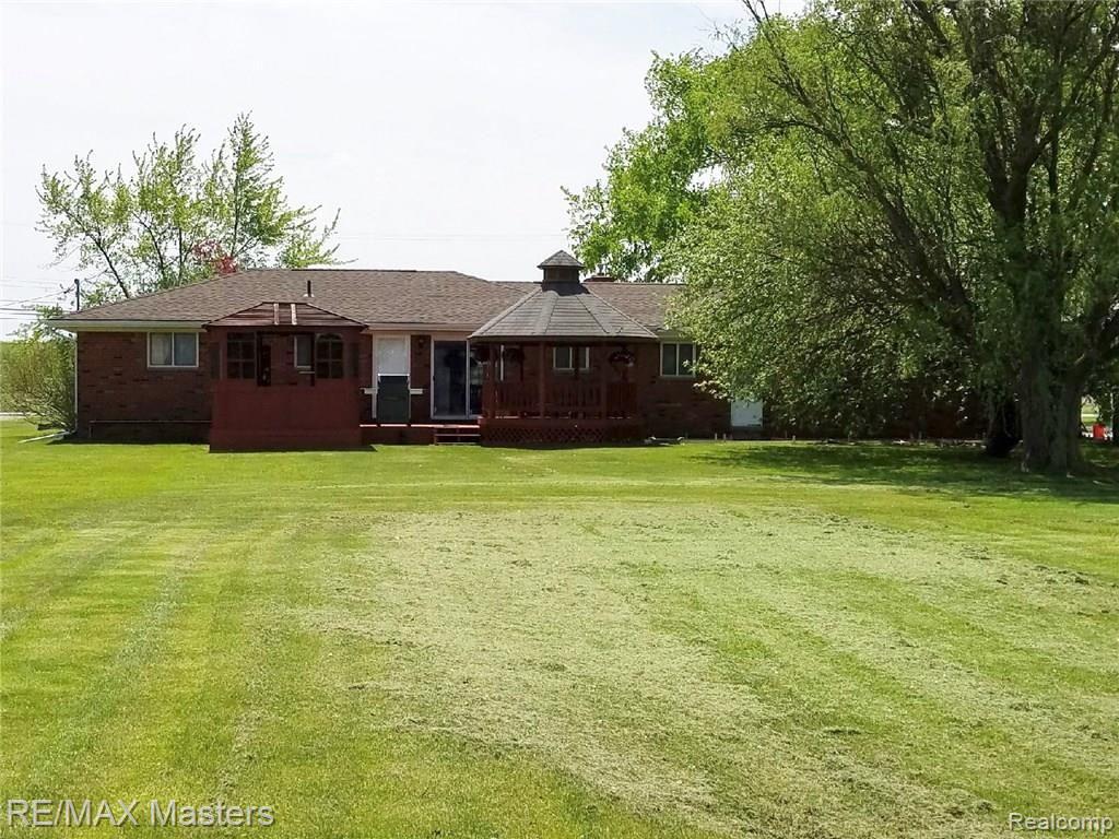 1939 East Sigler Road Carleton, MI 48117 - Photo 51 of 52 Back yard
