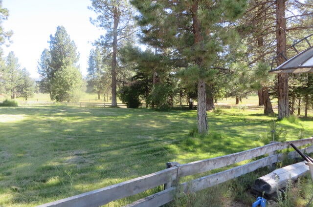 39209 9 Mile Road Chiloquin, OR 97624 - Photo 6 of 34 IMG_2612