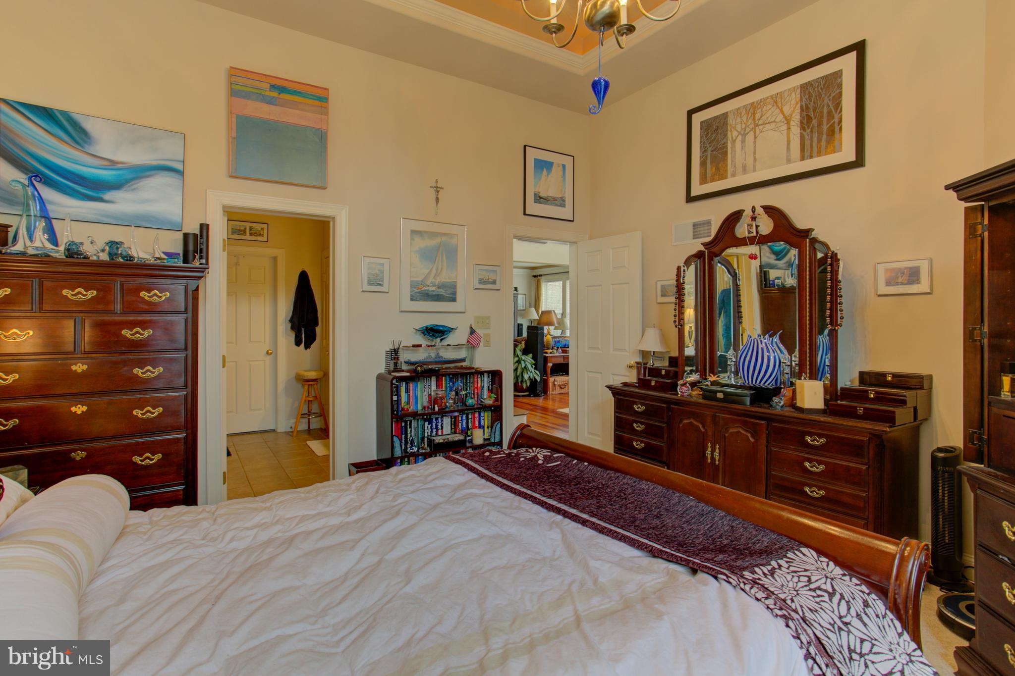 625 Northfield Road Lititz, PA 17543 - Photo 11 of 14 Owner's bedroom with bath and walk-in closet