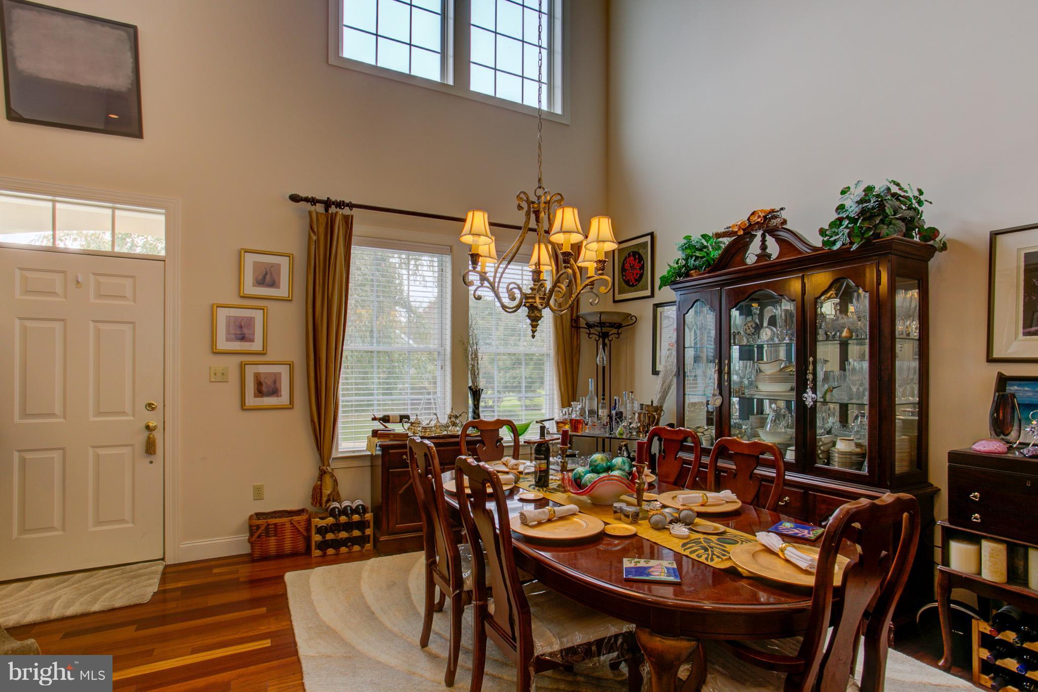 625 Northfield Road Lititz, PA 17543 - Photo 5 of 14 Dining room