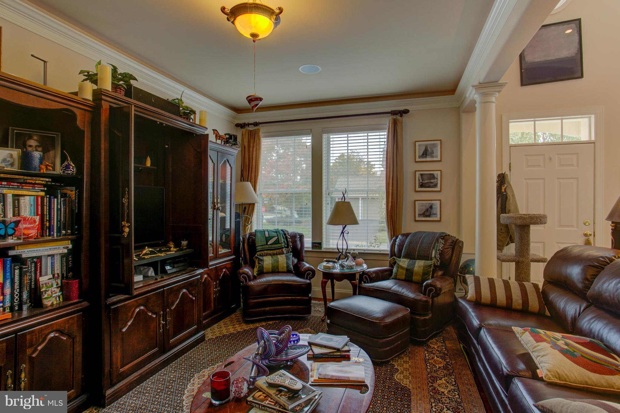 625 Northfield Road Lititz, PA 17543 - Photo 6 of 14 Living room