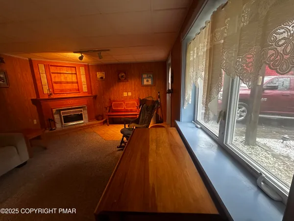$250,000 | 545 Manzanedo Lake, East Stroudsburg, PA 18302