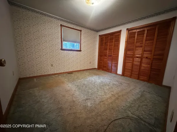 $250,000 | 545 Manzanedo Lake, East Stroudsburg, PA 18302