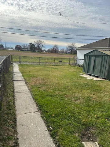 $1,200 | 40 East Glenwood Avenue, Ecorse, MI 48229