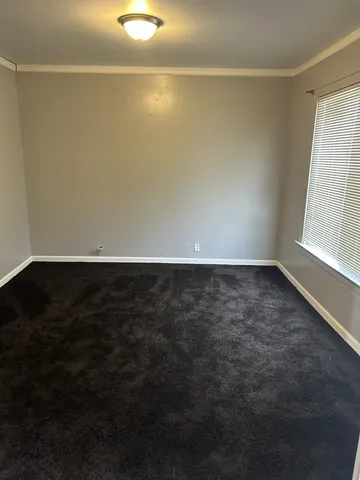 $1,200 | 40 East Glenwood Avenue, Ecorse, MI 48229