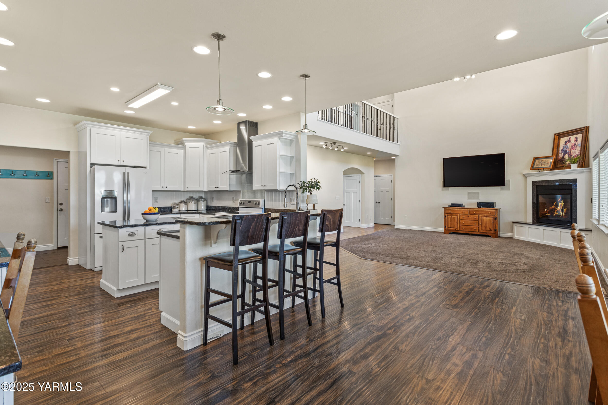 11906 Zier Road Yakima, WA 98908 - Photo 14 of 67 Kitchen