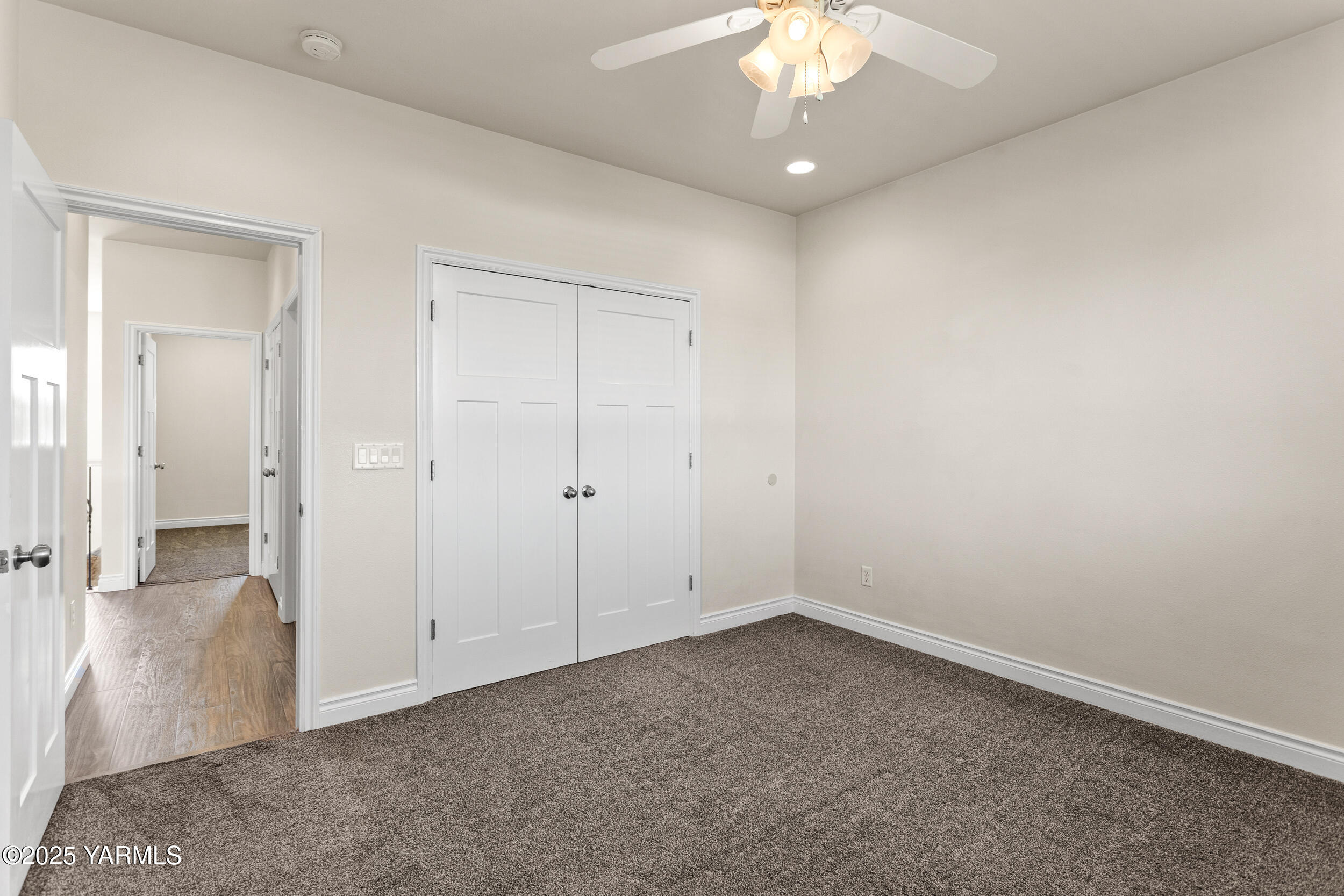 11906 Zier Road Yakima, WA 98908 - Photo 25 of 67 Downstairs Bedroom 1