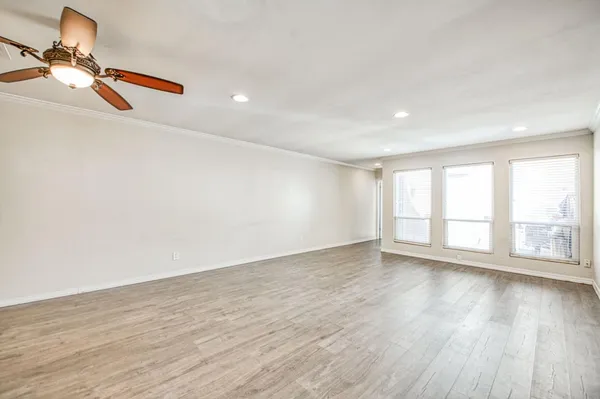 $220,000 | 7178 North Fruit Avenue, Unit 129, Fresno, CA 93711