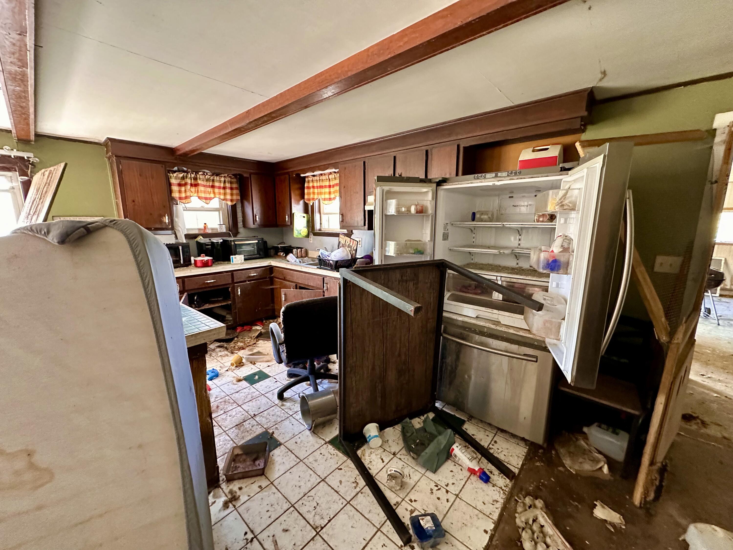 664 Gardiner Road Wales, ME 04280 - Photo 6 of 10 IMG_5897