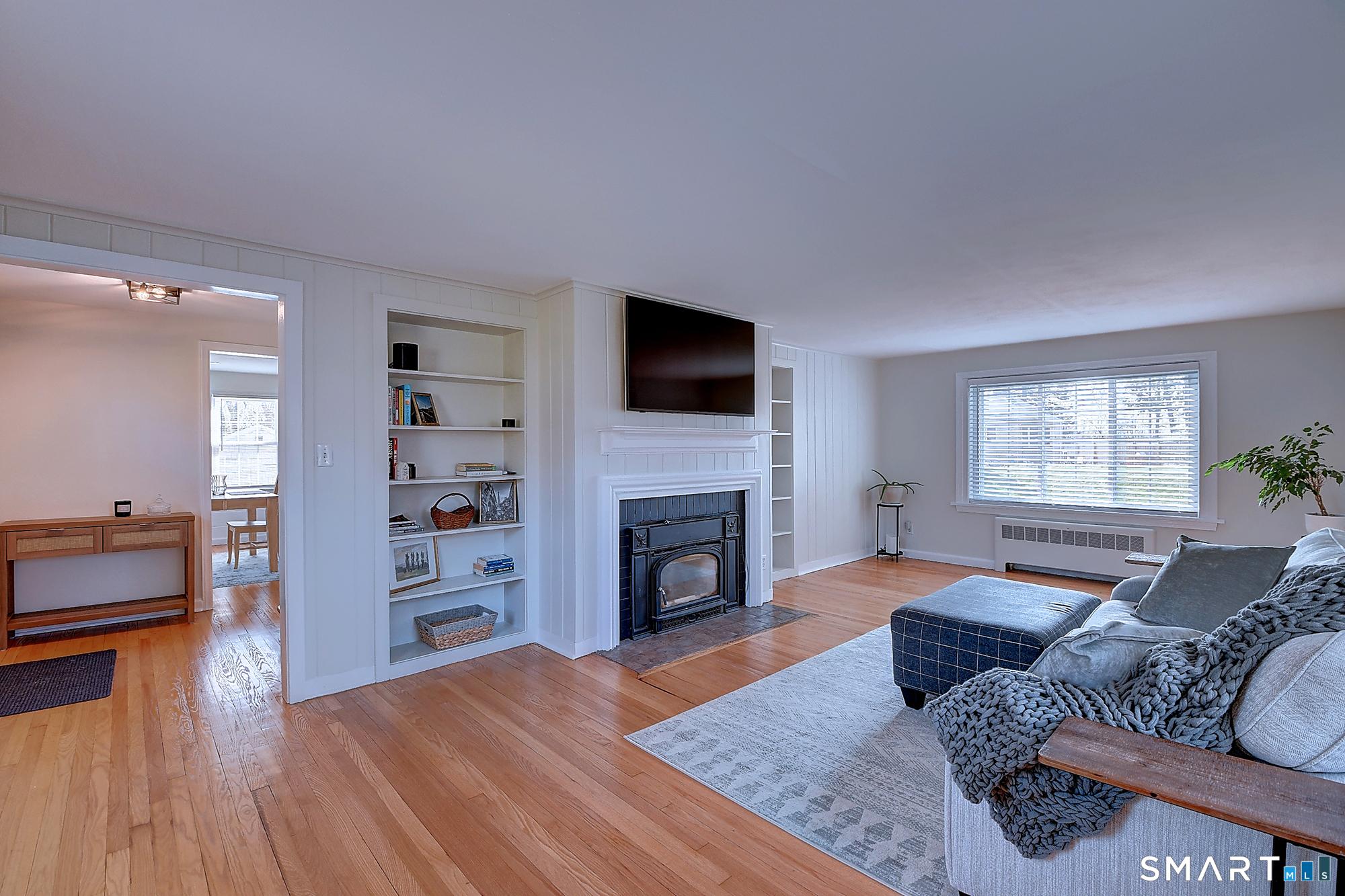 492 Maple Street Wethersfield, CT 06109 - Photo 13 of 32