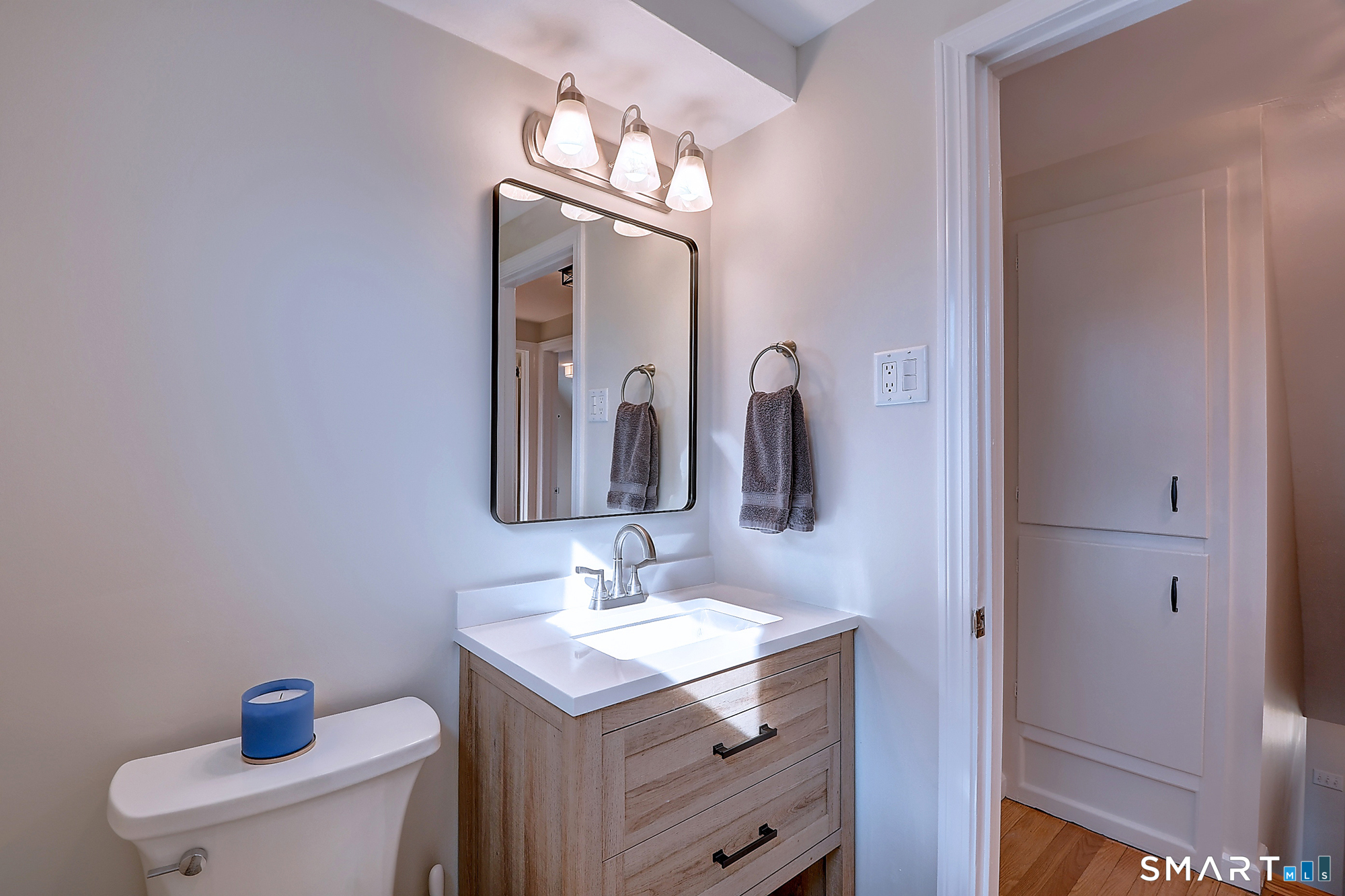 492 Maple Street Wethersfield, CT 06109 - Photo 17 of 32