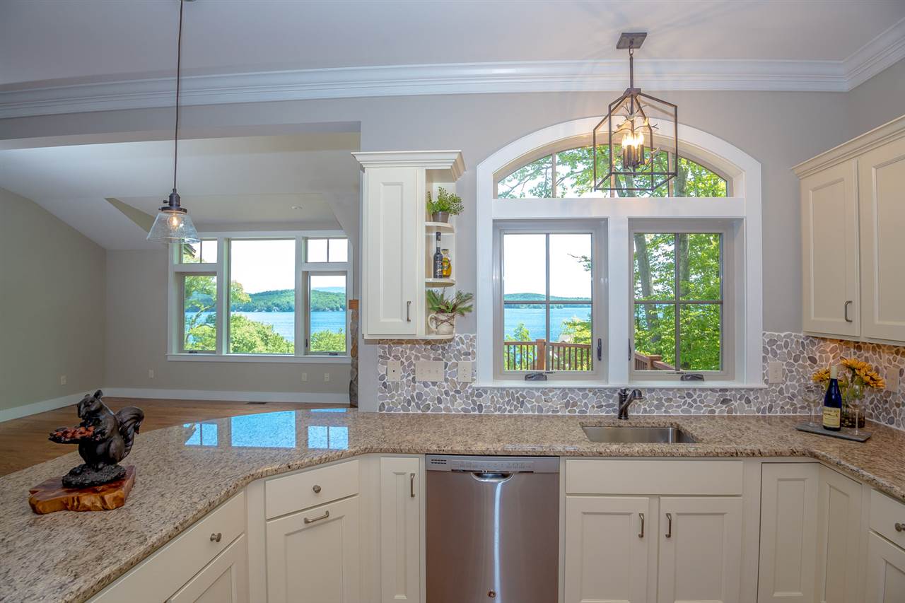 602 Scenic Road, Unit 2 Laconia, NH 03246 - Photo 6 of 26 Gallery Image 6