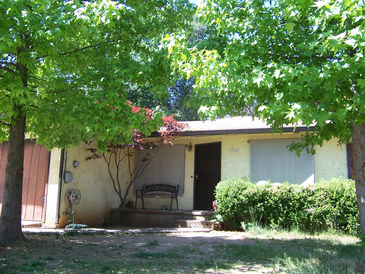 3048 Lawrence Road Redding, CA 96002 - Photo 1 of 1 a front view of house with yard