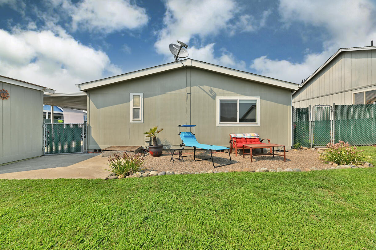 2252 Evan Way Central Point, OR 97502 - Photo 19 of 36 19