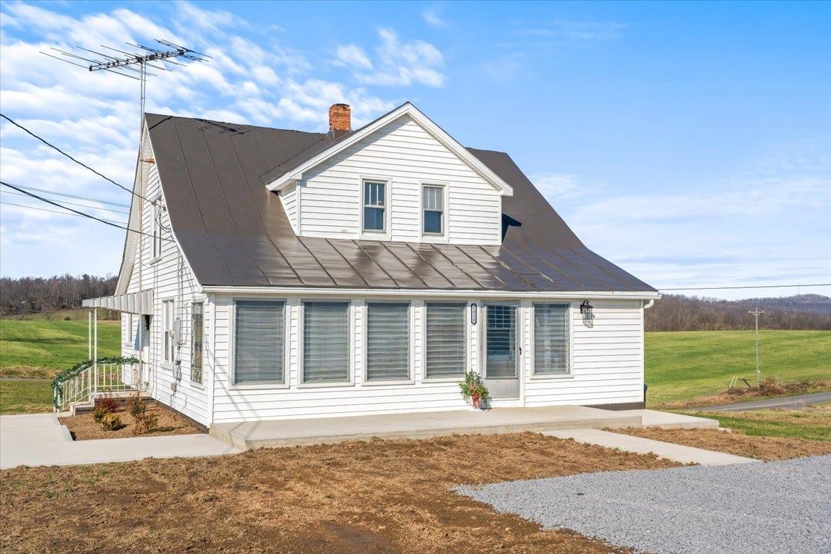 1918 Lacey Spring Road Broadway, VA 22815 - Photo 1 of 41 Gallery Image 1