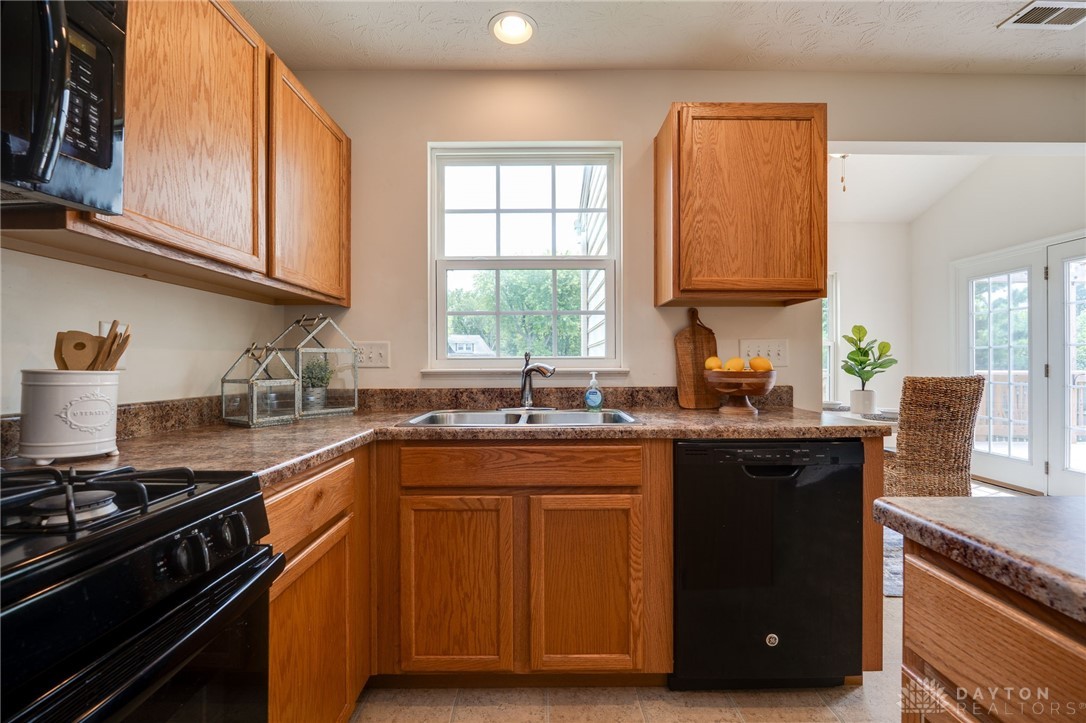 508 Reading Road Dayton, OH 45404 - Photo 20 of 46 Gallery Image 20