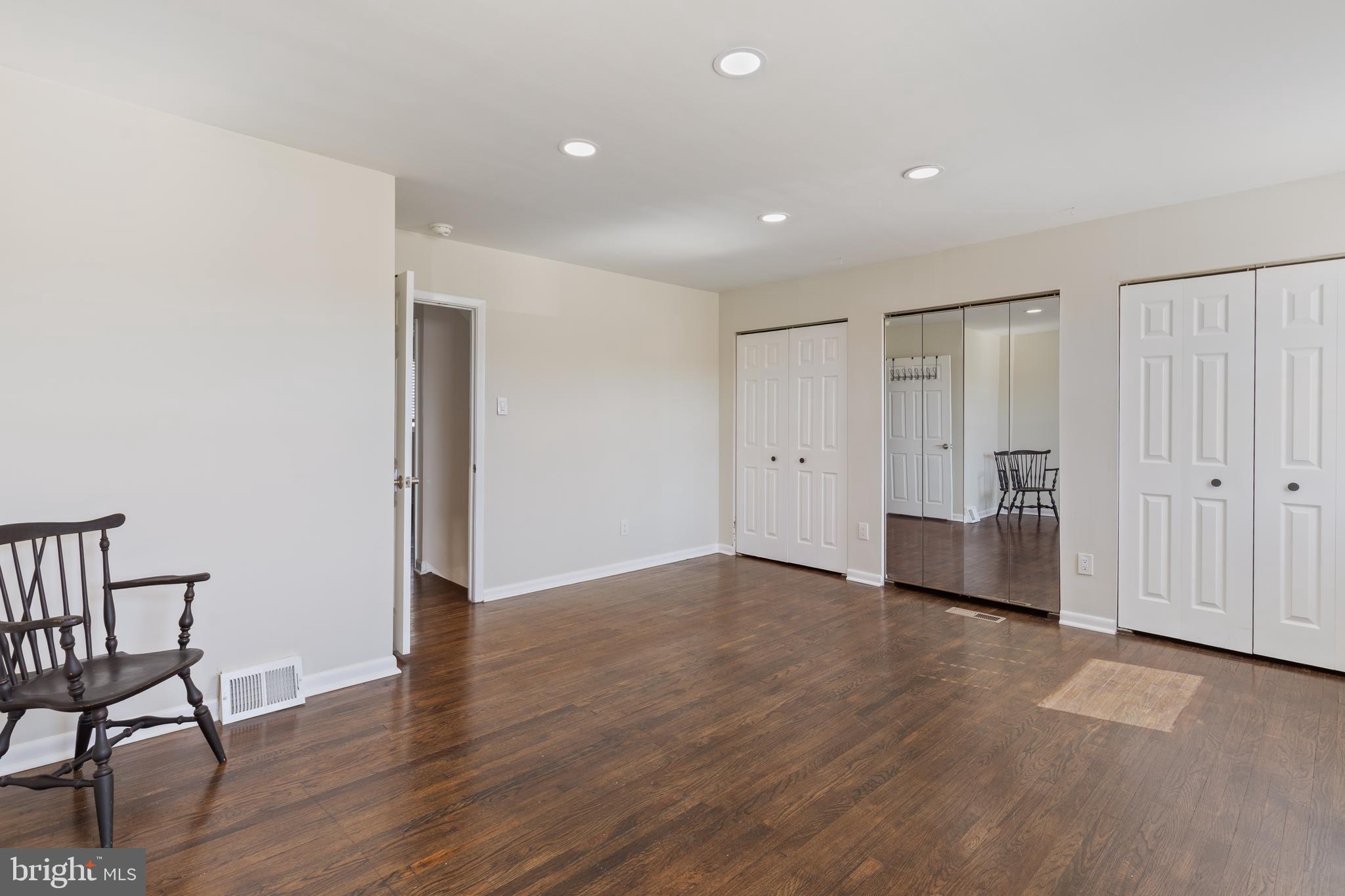 11804 Basile Road Philadelphia, PA 19154 - Photo 10 of 27 Gallery Image 10