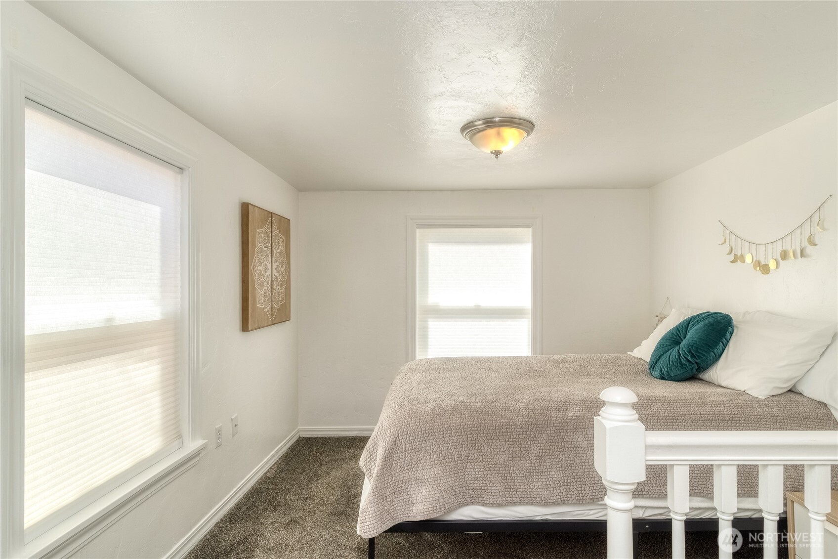 15 Eagan Street Walla Walla, WA 99362 - Photo 20 of 20 a bedroom with a bed and a window
