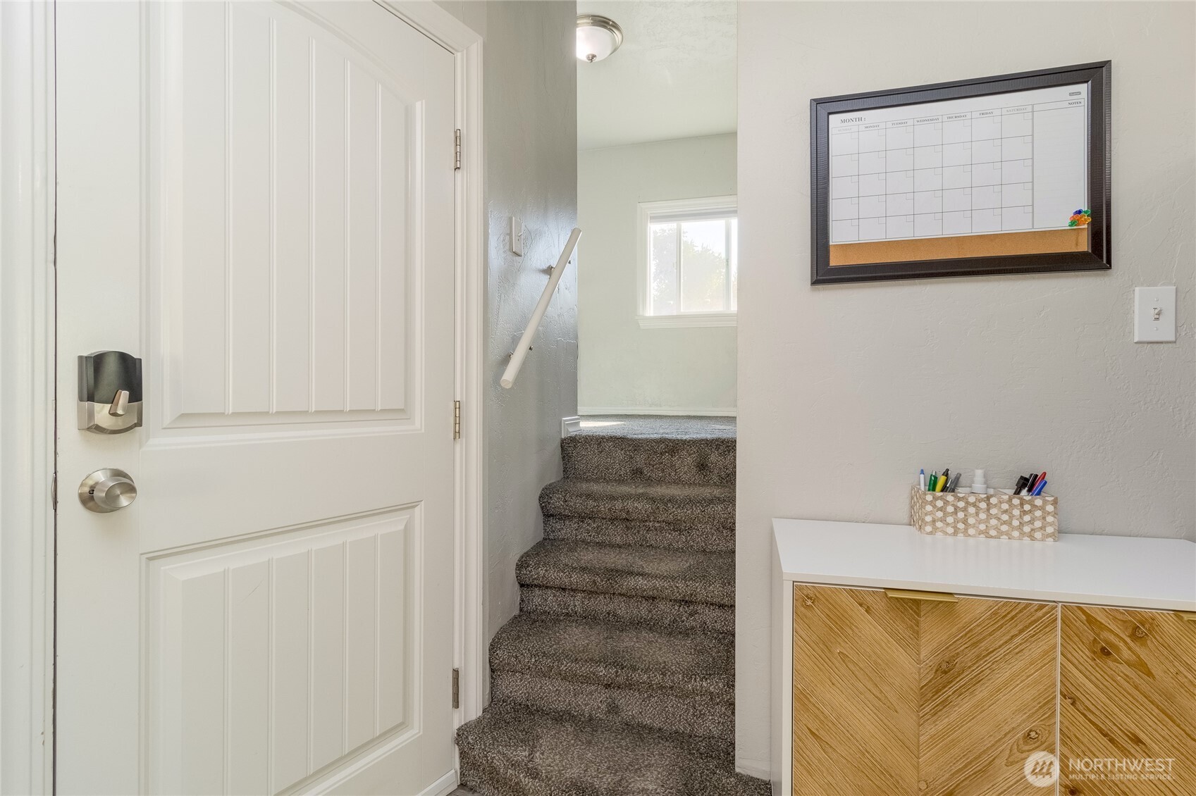 15 Eagan Street Walla Walla, WA 99362 - Photo 8 of 20 a view of a hallway with front door