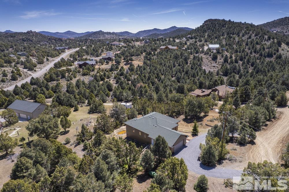21860 Bowie Road Reno, NV 89521 - Photo 21 of 24 an aerial view of multiple house